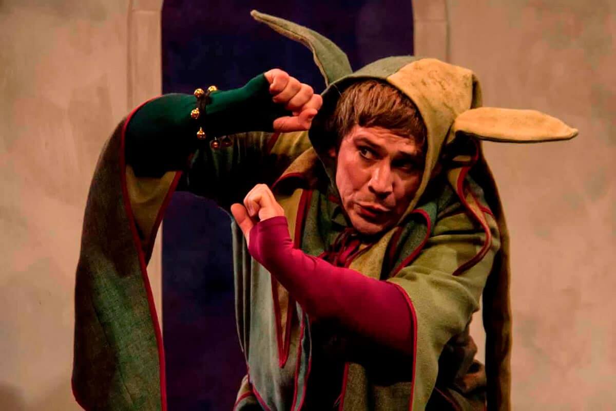 O Bobo na peça de teatro Leandro, Rei da Helíria um espetáculo da Cultural Kids